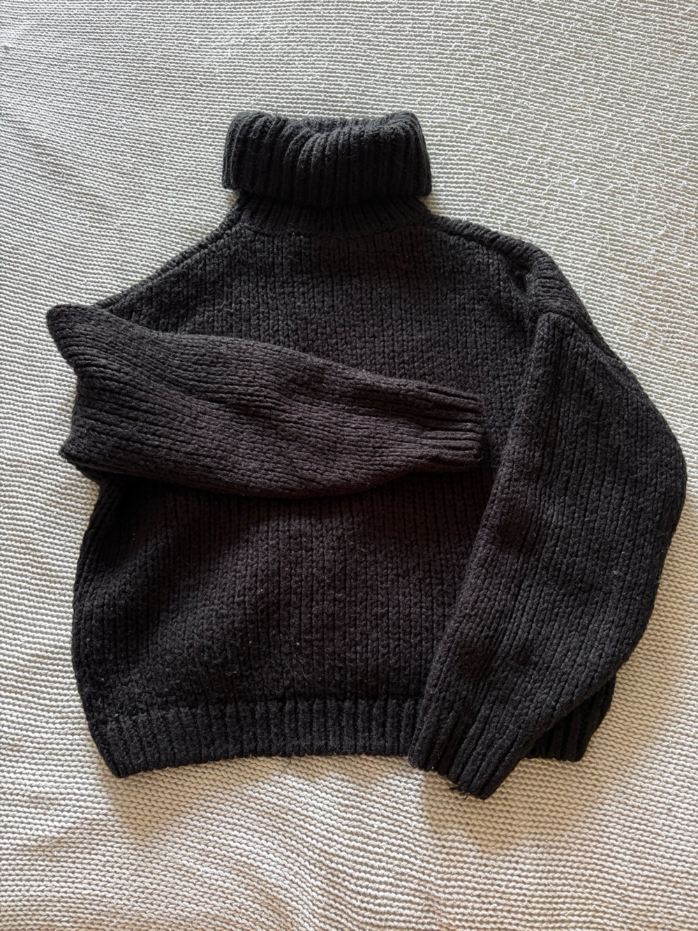 H&M Black Ribbed Knit turtleneck Sweater